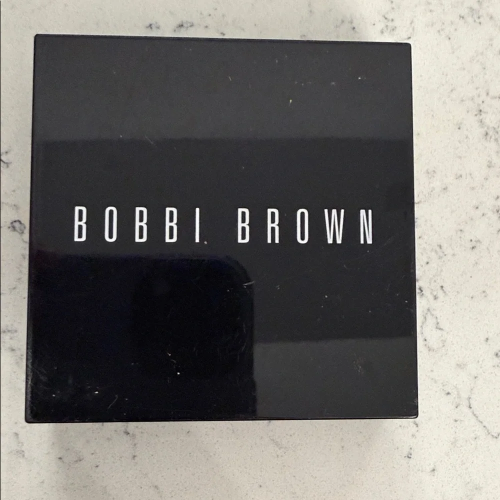 Bobbi Brown luminous baked